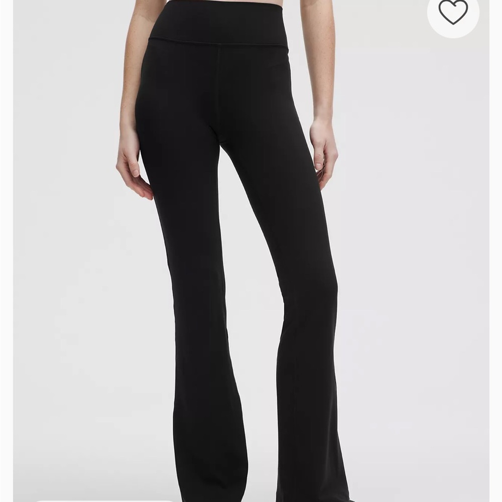 lululemon Groove HR Nulu Flared Pant *short